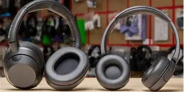 5 Hidden Features of the Over Ear Around You Must Know About